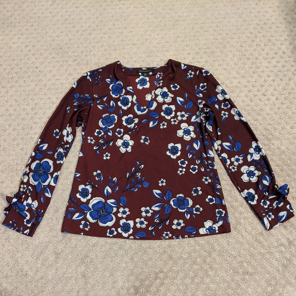 2/$9 Banana Republic maroon floral v-neck blouse